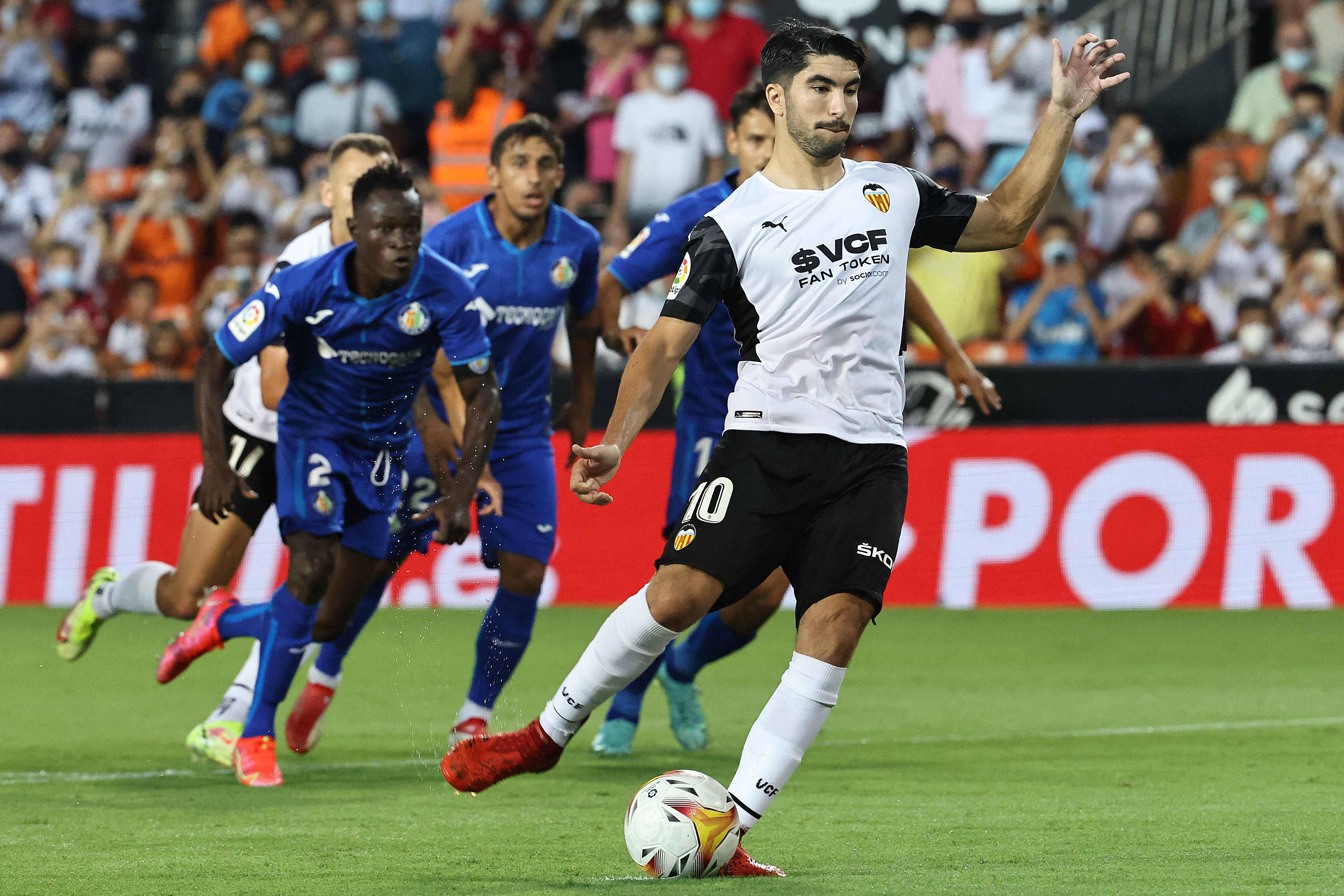 切尔西中场欲加盟门兴格拉德巴赫,法甲联赛争夺激烈 切尔西中场欲加盟门兴格拉德巴赫,法甲联赛争夺激烈