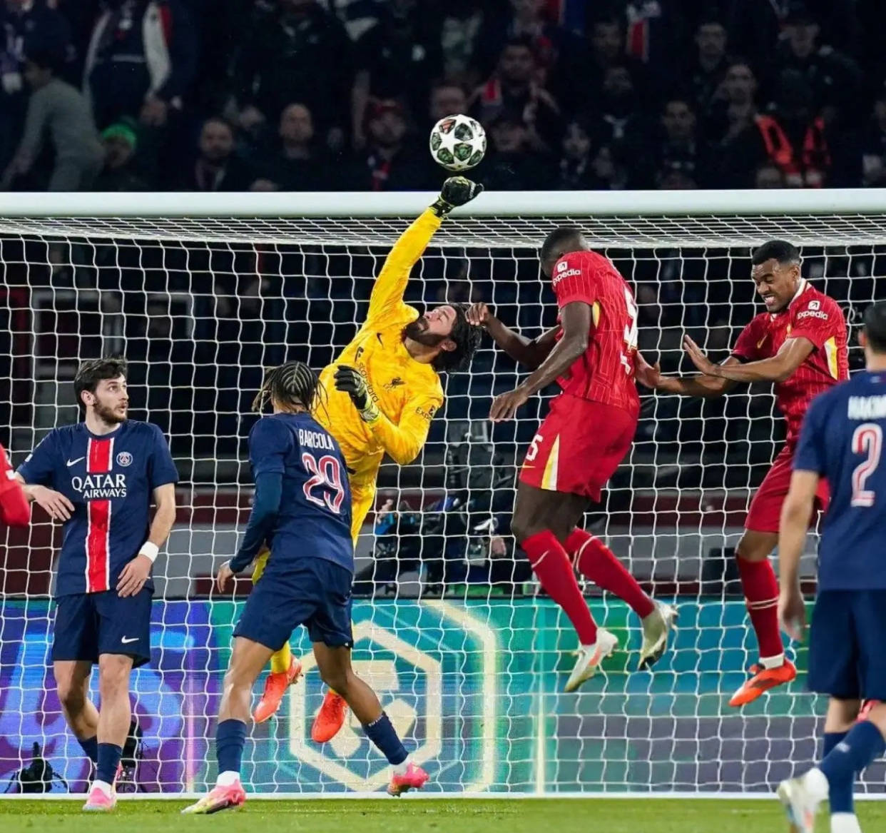 南安普顿球队稳健获胜近期英超比赛(南安普顿英超战绩) 南安普顿球队稳健获胜近期英超比赛(南安普顿英超战绩)